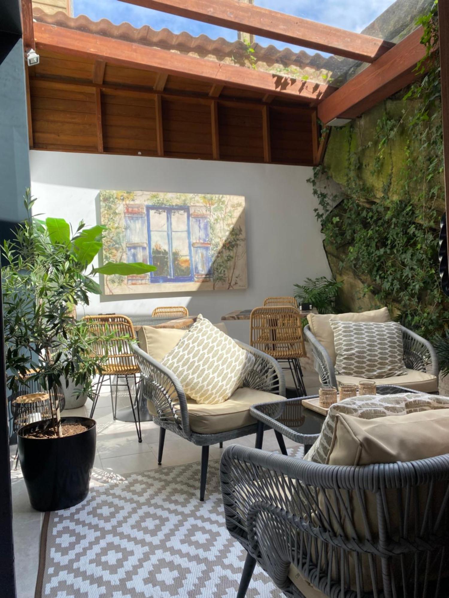 Hotel Noia Buitenkant foto